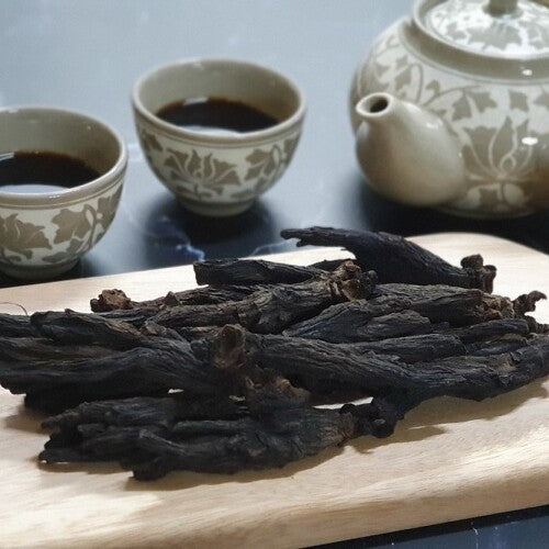 Korea 6 Year Heaven Black Ginseng 300g Large 11~20 Roots (10.6 oz)